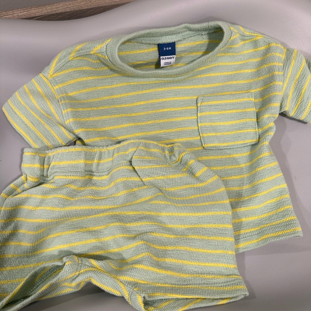 Old Navy Kids Matching Set - Green and Yellow Stripes